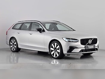 2025 - Plus Dark T6 AWD Plug-in hybrid DELIVERY MILES 5-Door