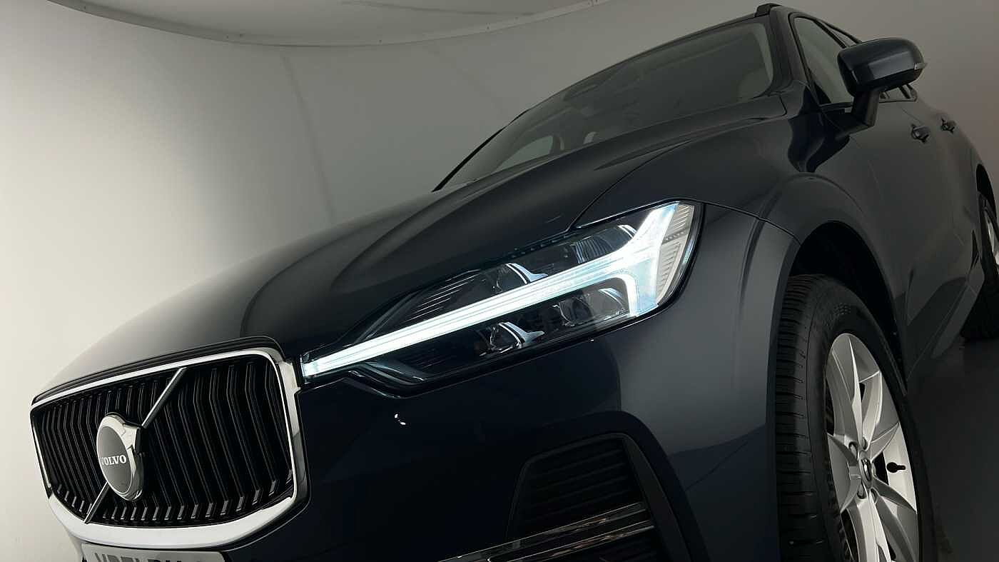 Used Volvo XC60 2021 for sale - 77005245: Photo 33