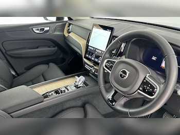 Used Volvo XC60 2025 for sale - 79241239: Photo