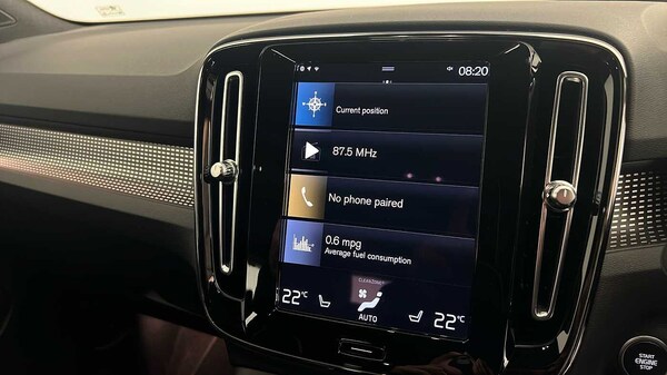 Used Volvo XC40 2022 for sale - 75775951: Photo 35