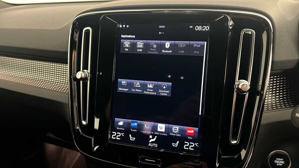 Used Volvo XC40 2022 for sale - 75775951: Photo 37