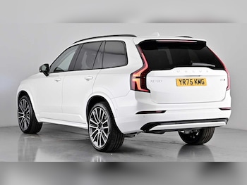 Used Volvo XC90 2025 for sale - 76116775: Photo 2