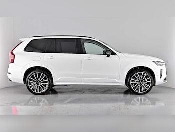 Used Volvo XC90 2025 for sale - 76116775: Photo 3