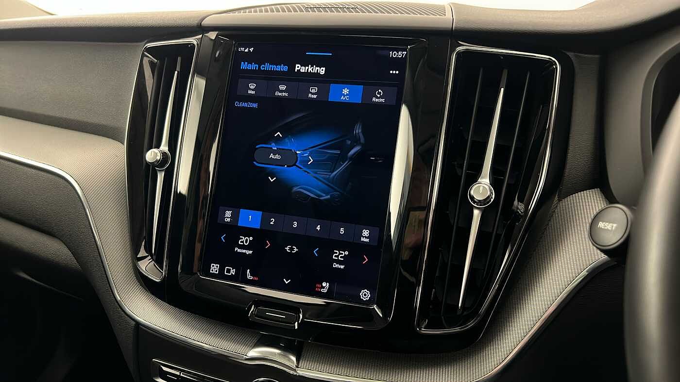 Used Volvo XC60 2023 for sale - 77235500: Photo 16