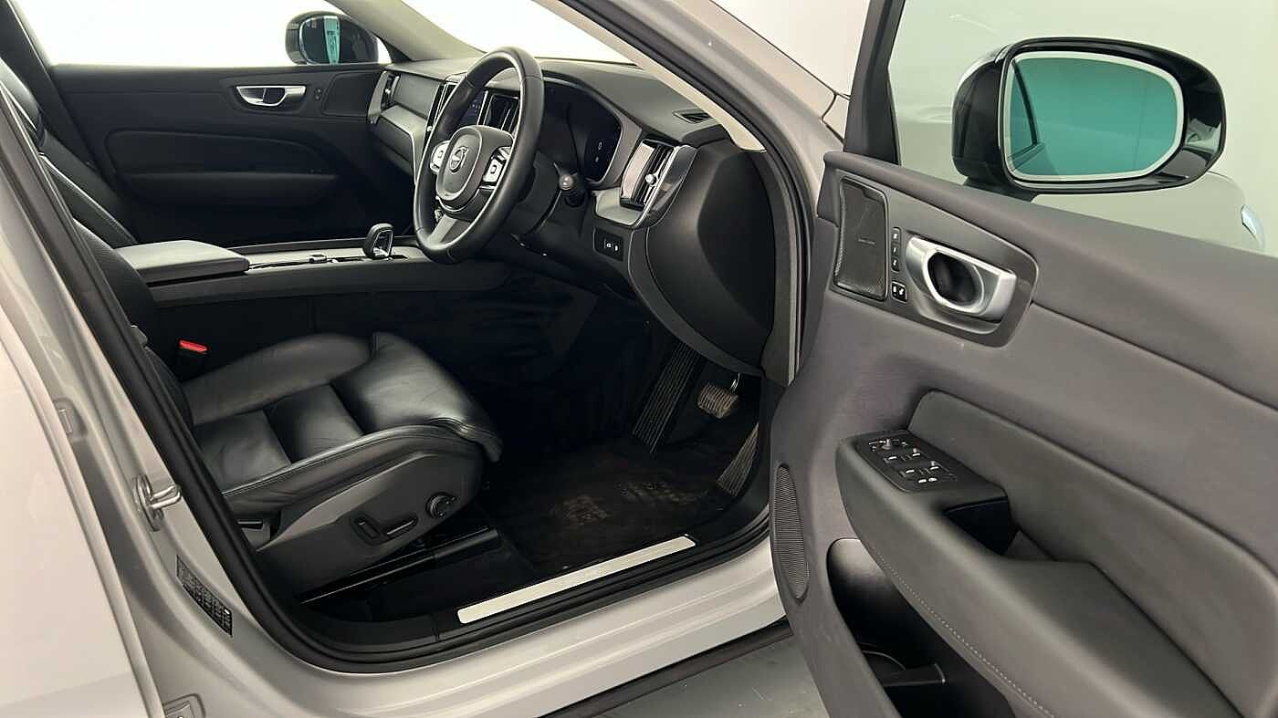 Used Volvo XC60 2023 for sale - 77235500: Photo 23