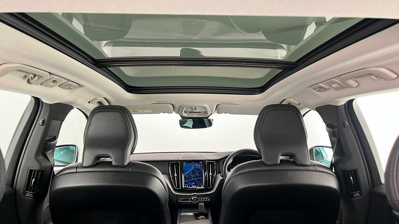 Used Volvo XC60 2023 for sale - 77235500: Photo 31