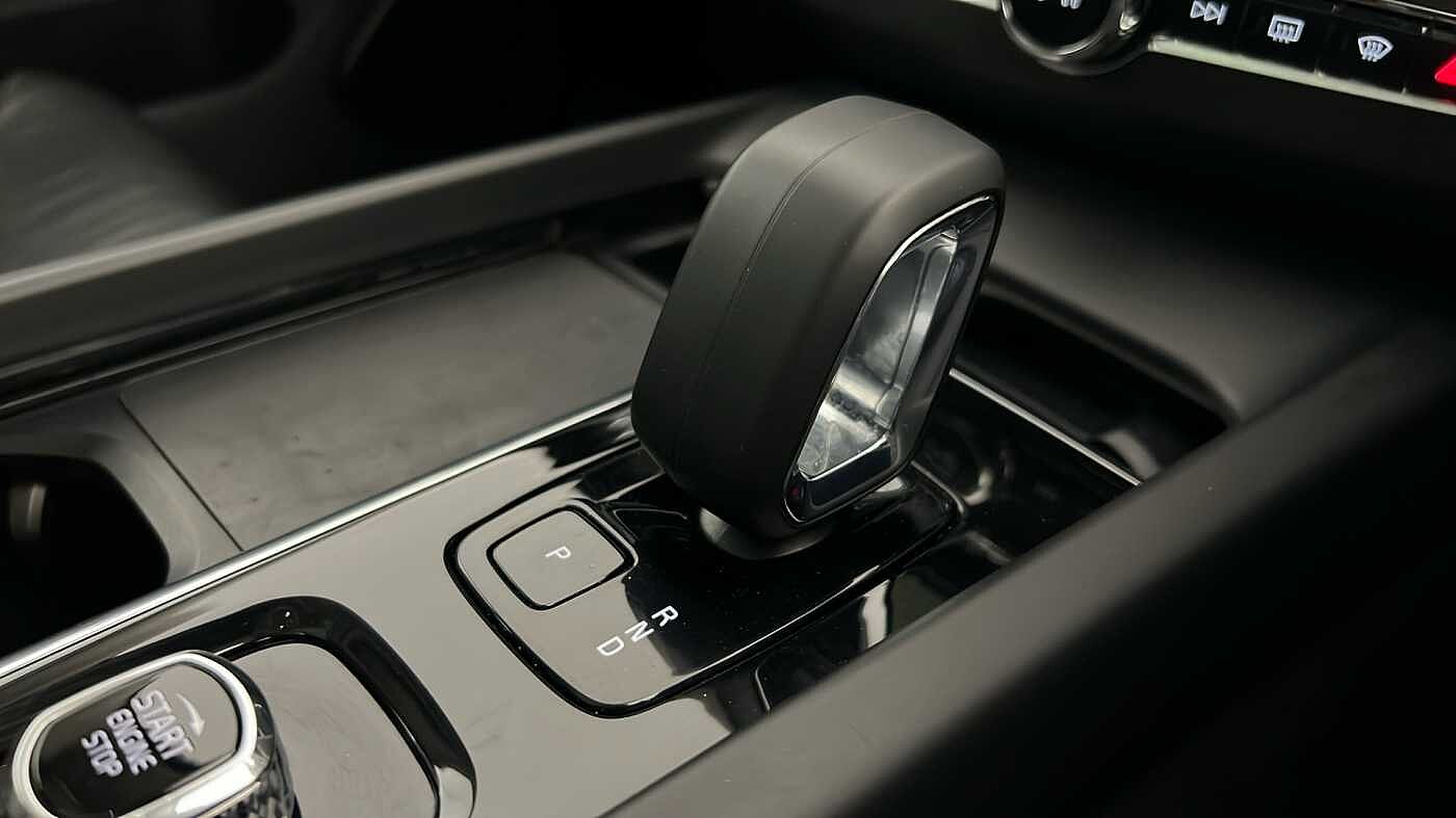 Used Volvo XC60 2023 for sale - 77235500: Photo 47