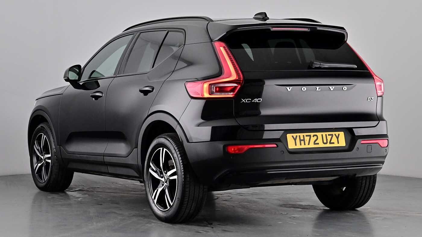 Used Volvo XC40 2023 for sale - 77047548: Photo 2