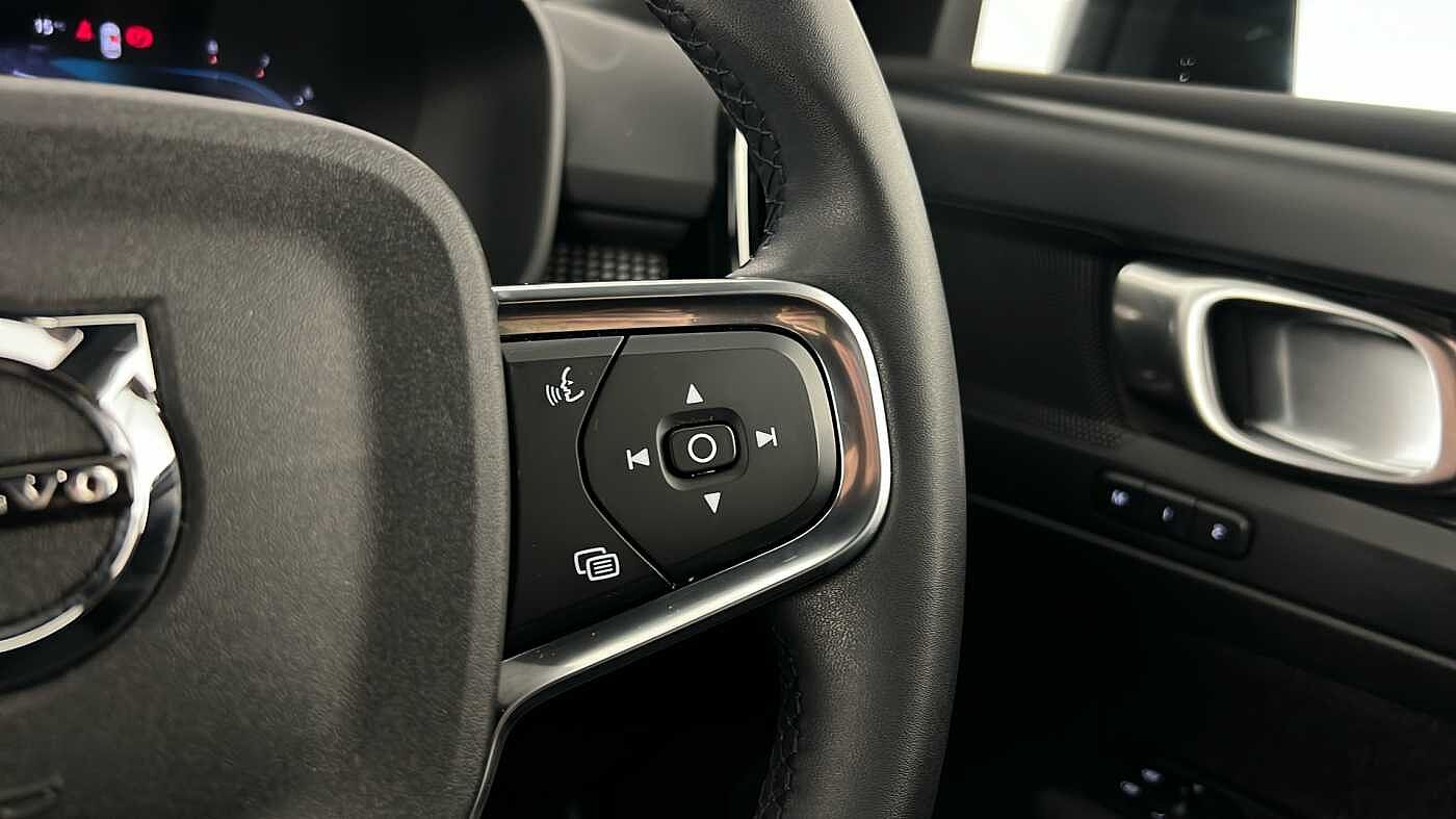 Used Volvo XC40 2023 for sale - 77047548: Photo 20