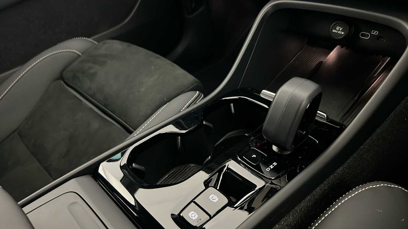 Used Volvo XC40 2023 for sale - 77047548: Photo 21