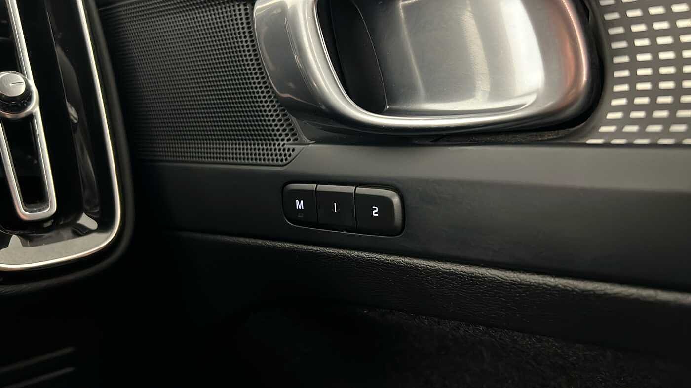 Used Volvo XC40 2023 for sale - 77047548: Photo 27