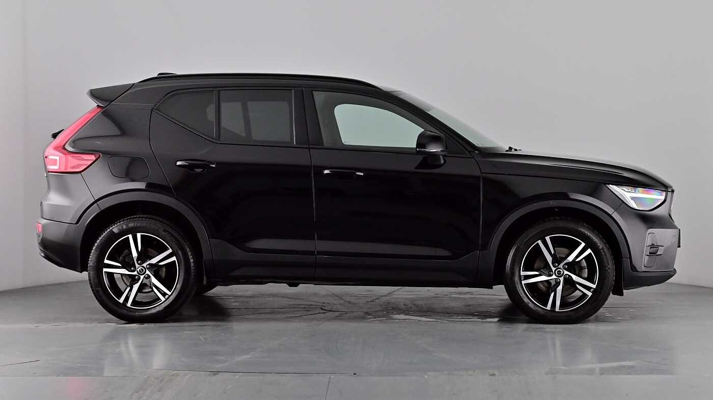 Used Volvo XC40 2023 for sale - 77047548: Photo 3