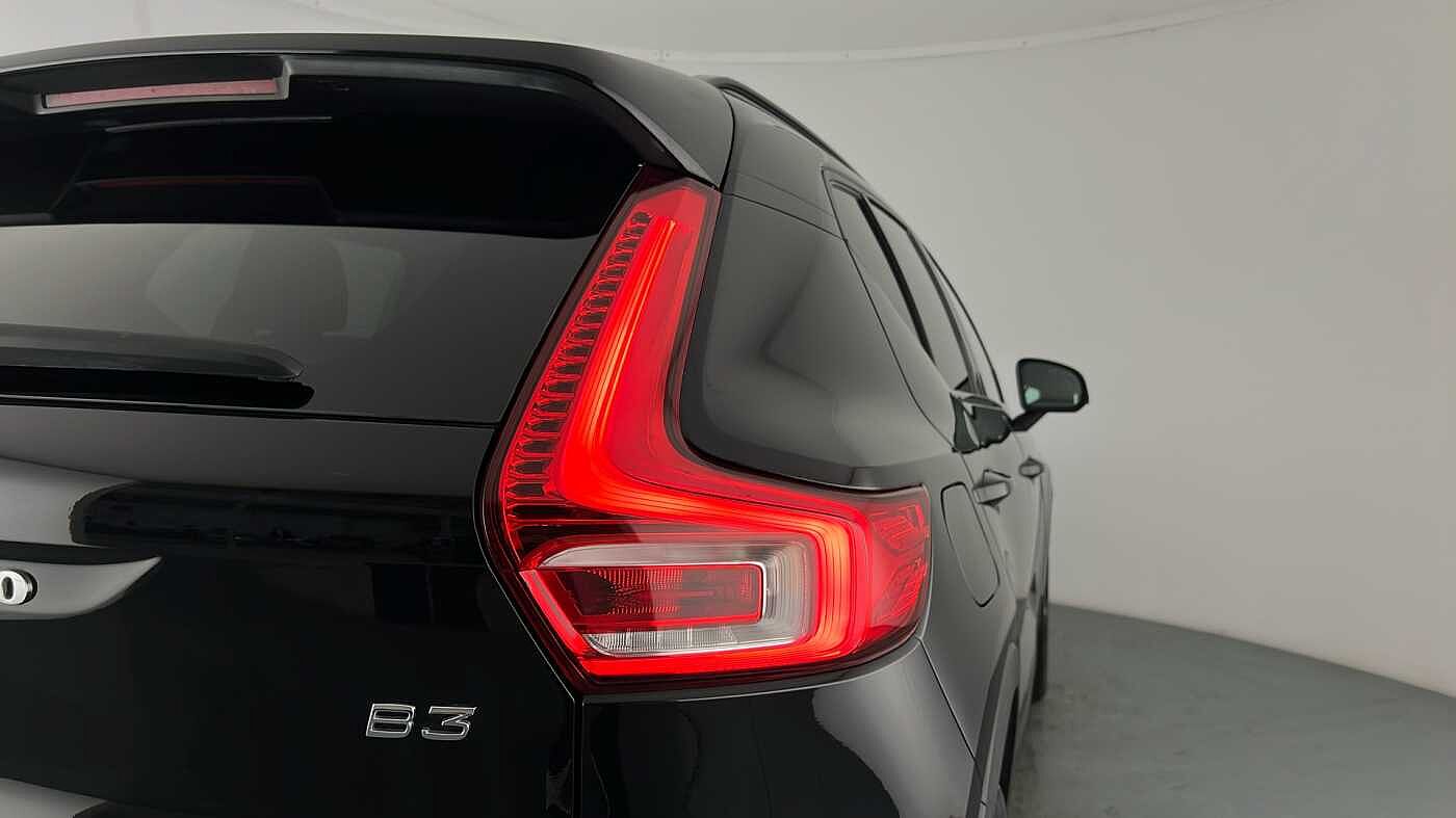 Used Volvo XC40 2023 for sale - 77047548: Photo 32