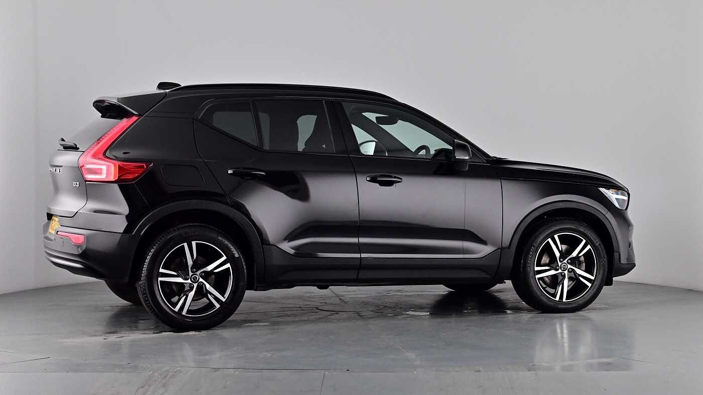 Used Volvo XC40 2023 for sale - 77047548: Photo 64