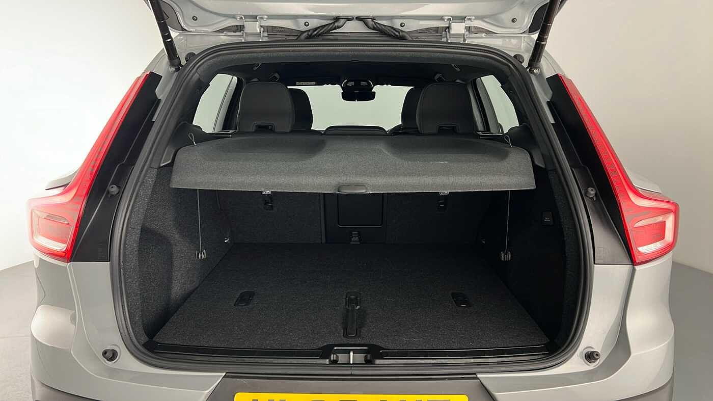 Used Volvo XC40 2025 for sale - 76780319: Photo 13