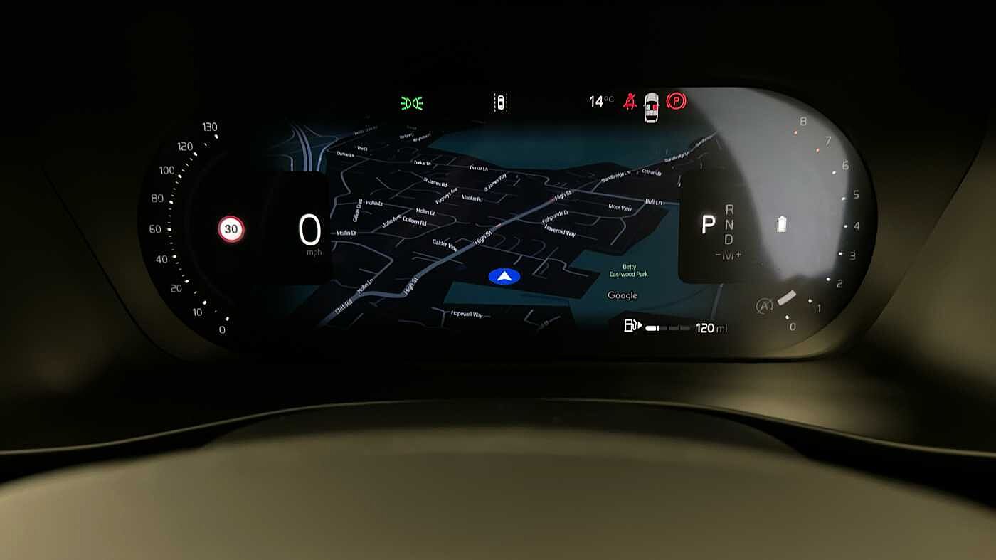 Used Volvo XC40 2025 for sale - 76780319: Photo 16