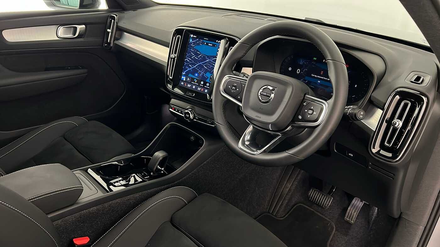 Used Volvo XC40 2025 for sale - 76780319: Photo 27