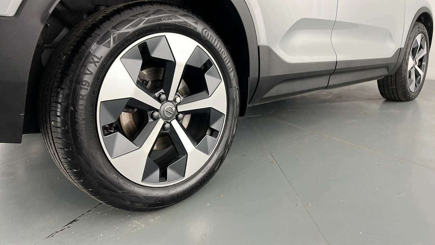 Used Volvo XC40 2025 for sale - 76780319: Photo 30