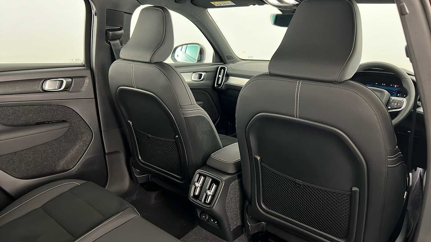 Used Volvo XC40 2025 for sale - 76780319: Photo 31