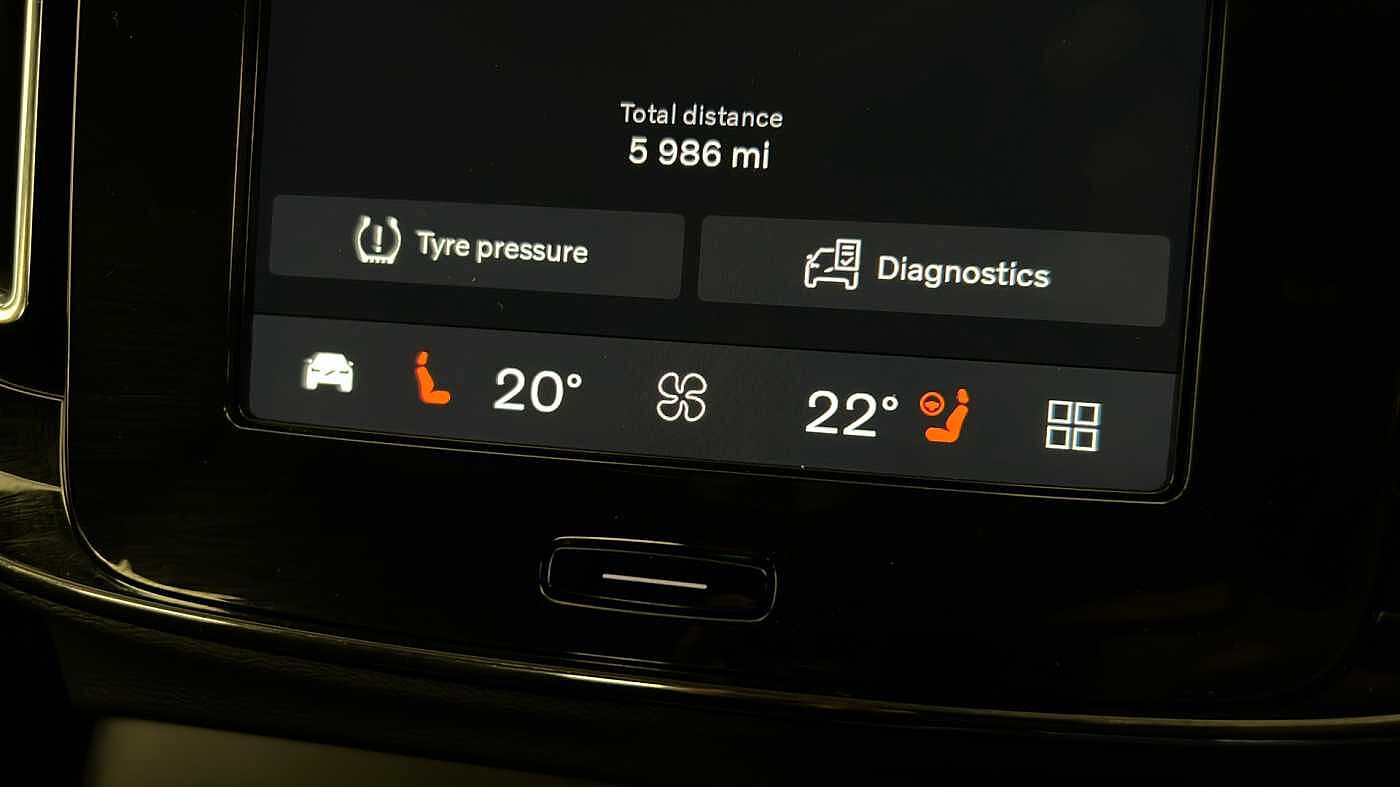 Used Volvo XC40 2025 for sale - 76780319: Photo 44