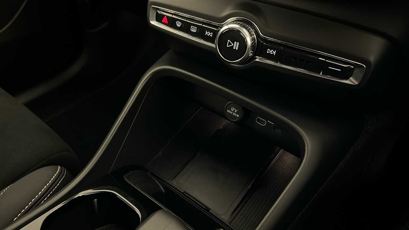 Used Volvo XC40 2025 for sale - 76780319: Photo 45