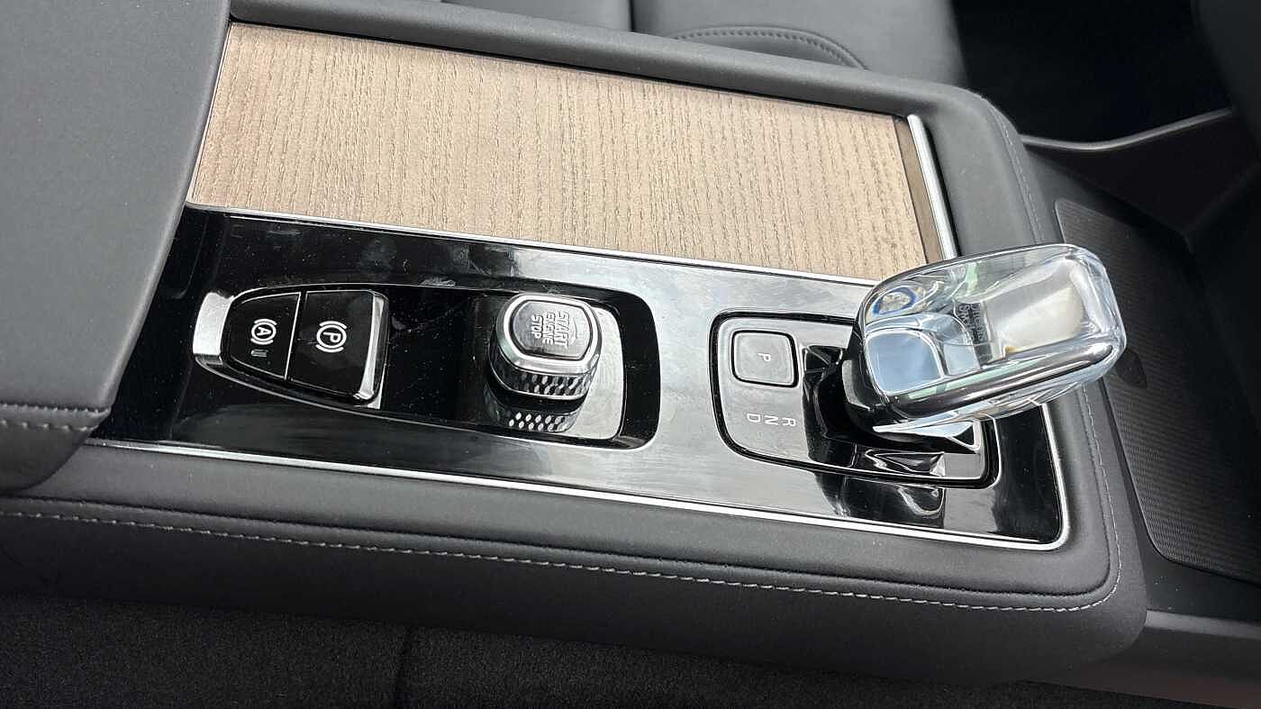 Used Volvo XC90 2025 for sale - 76652360: Photo 30