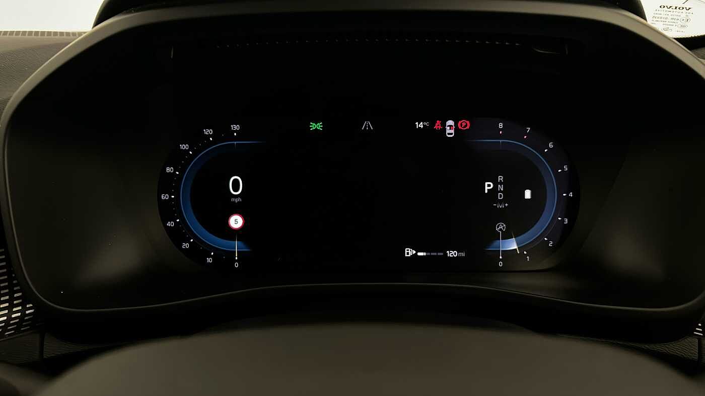 Used Volvo XC40 2023 for sale - 77035875: Photo 16