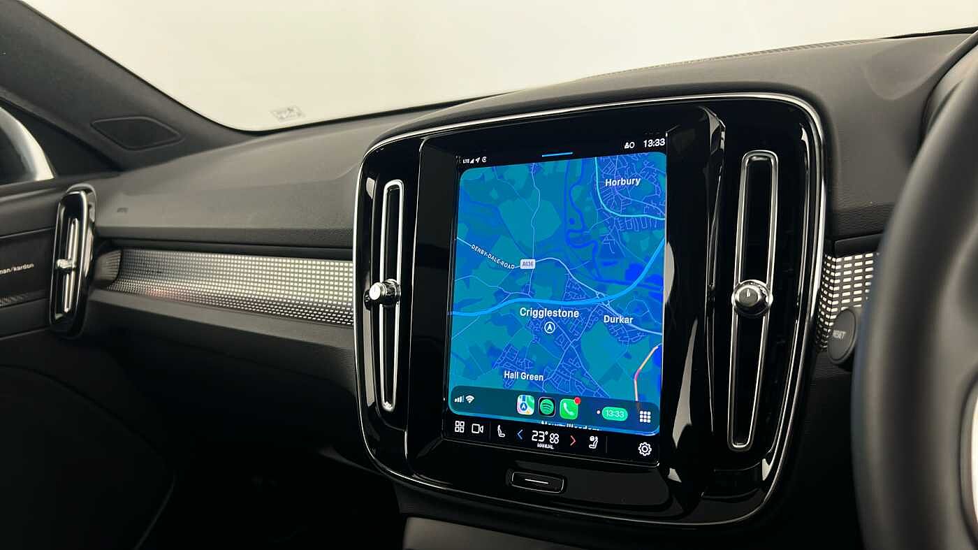 Used Volvo XC40 2023 for sale - 77035875: Photo 22