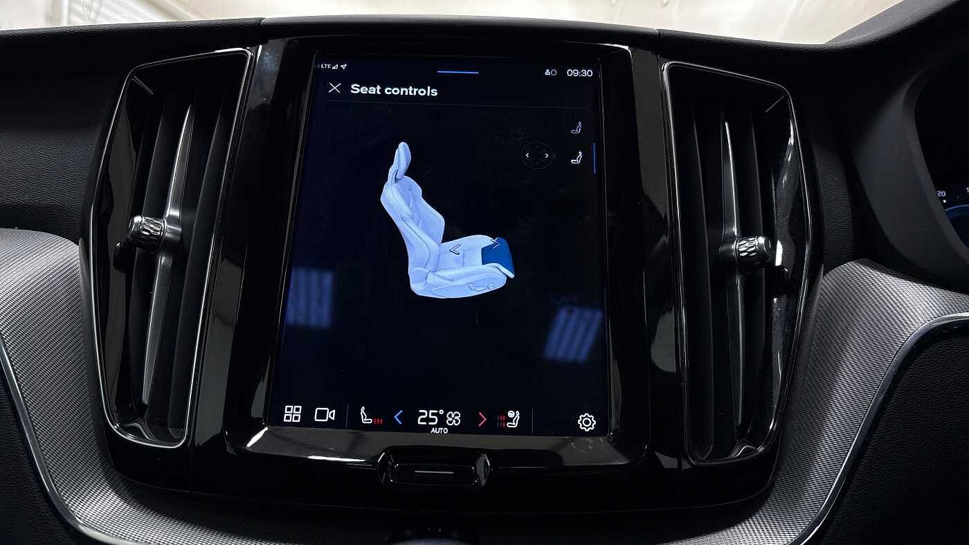 Used Volvo XC60 2023 for sale - 77366928: Photo 26