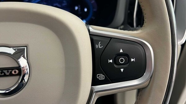 Used Volvo XC60 2021 for sale - 76221851: Photo 20