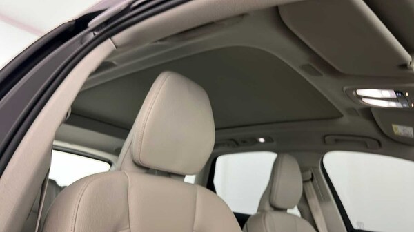 Used Volvo XC60 2021 for sale - 76221851: Photo 35