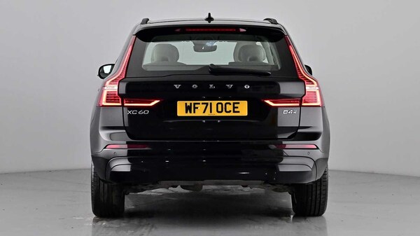 Used Volvo XC60 2021 for sale - 76221851: Photo 6