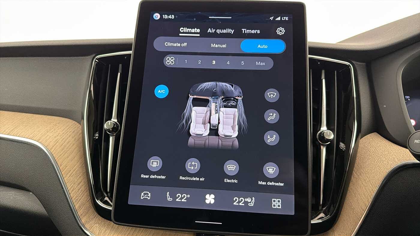 Used Volvo XC60 2025 for sale - 77897150: Photo 16