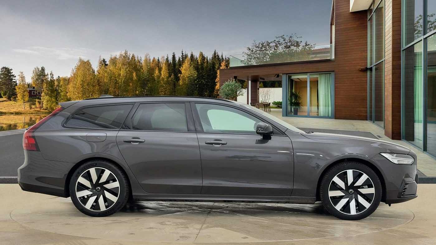 Used Volvo V90 2025 for sale - 77235505: Photo 4