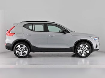 Used Volvo XC40 2026 for sale - 79367086: Photo
