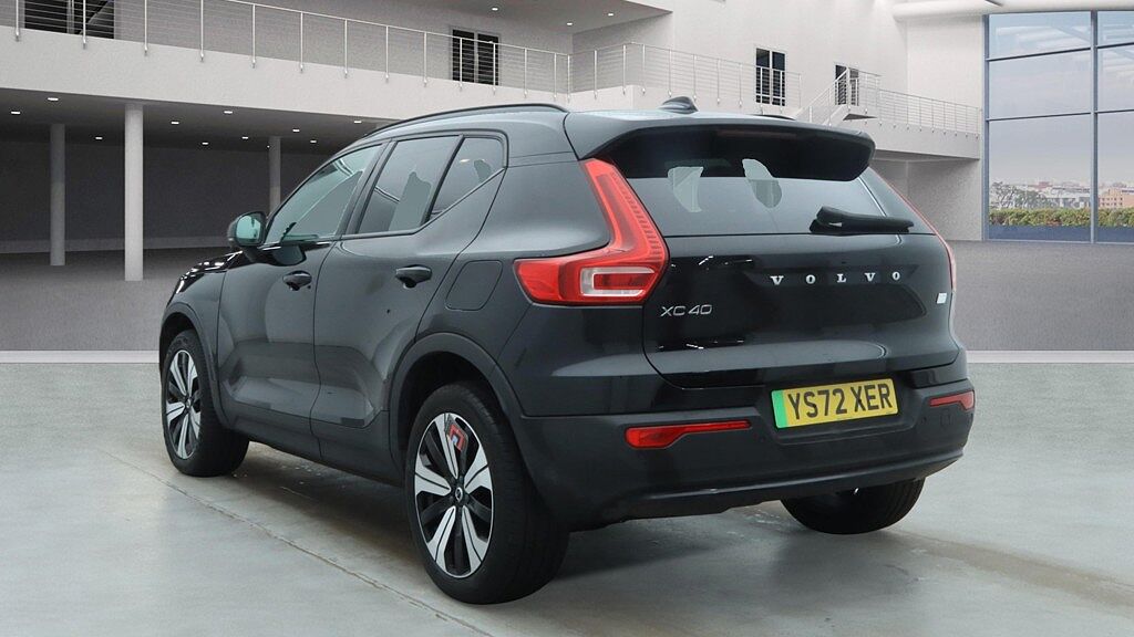 Used Volvo XC40 2023 for sale - 77420397: Photo 3