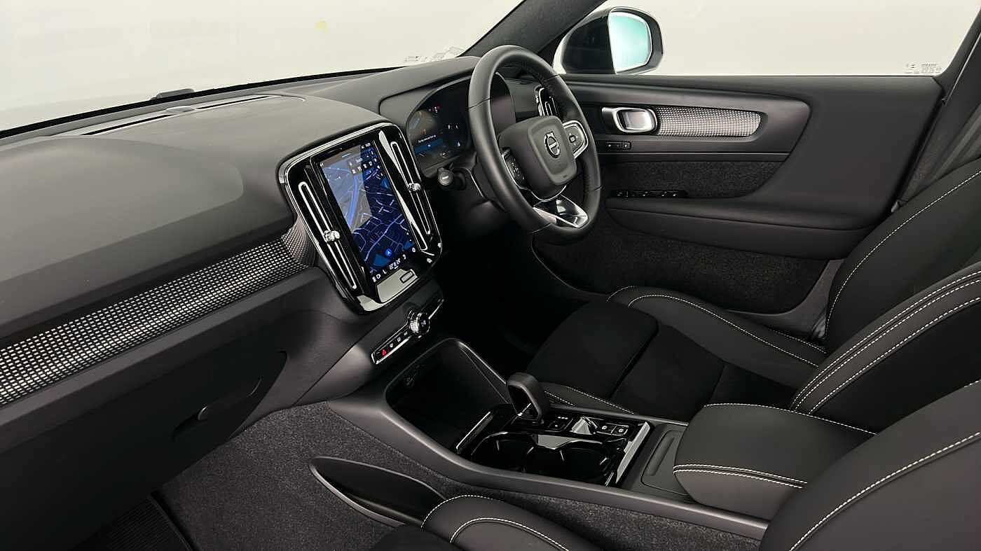 Used Volvo XC40 2024 for sale - 77095352: Photo 10