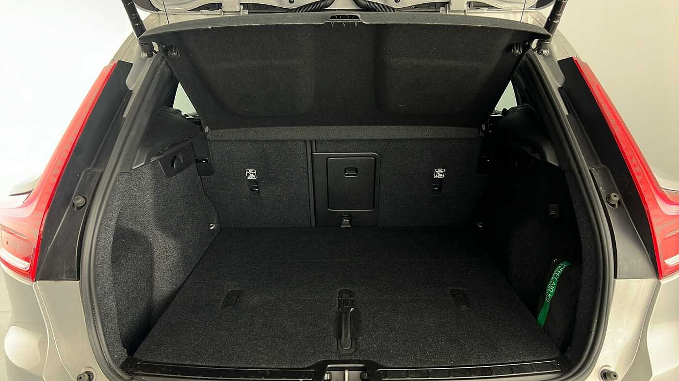 Used Volvo XC40 2024 for sale - 77095352: Photo 14