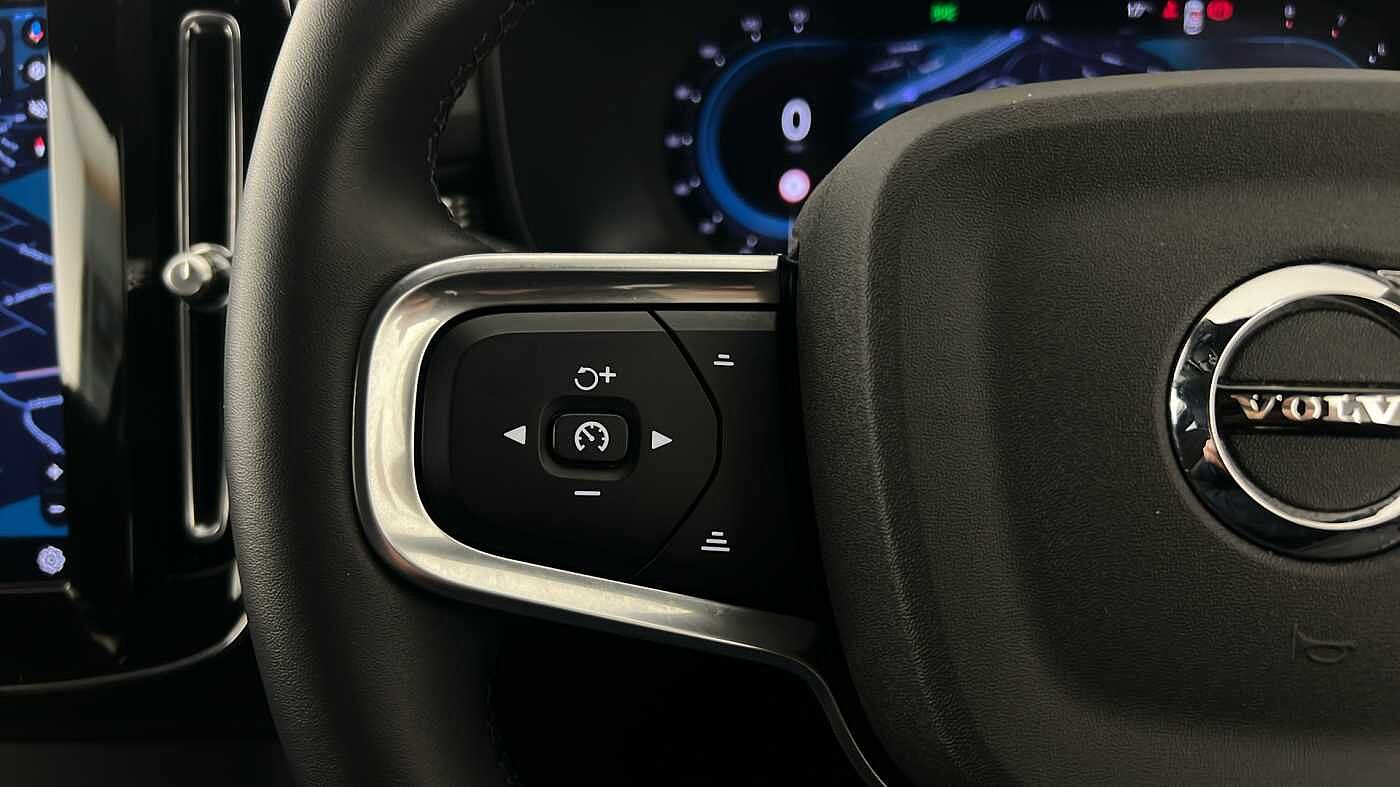 Used Volvo XC40 2024 for sale - 77095352: Photo 19