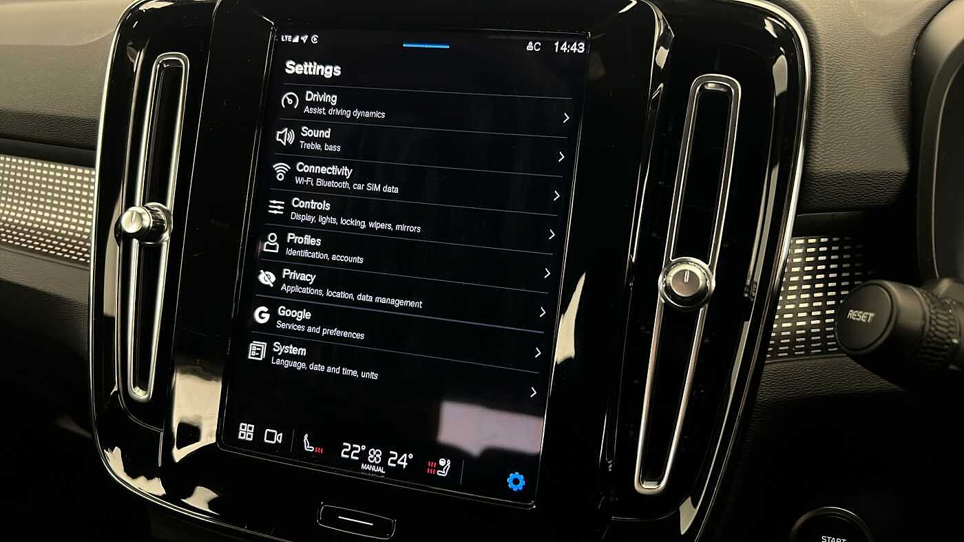 Used Volvo XC40 2024 for sale - 77095352: Photo 42