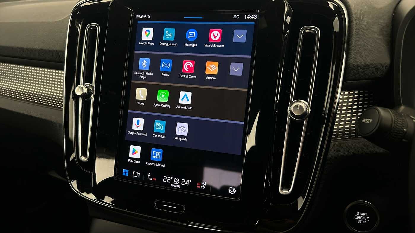 Used Volvo XC40 2024 for sale - 77095352: Photo 44