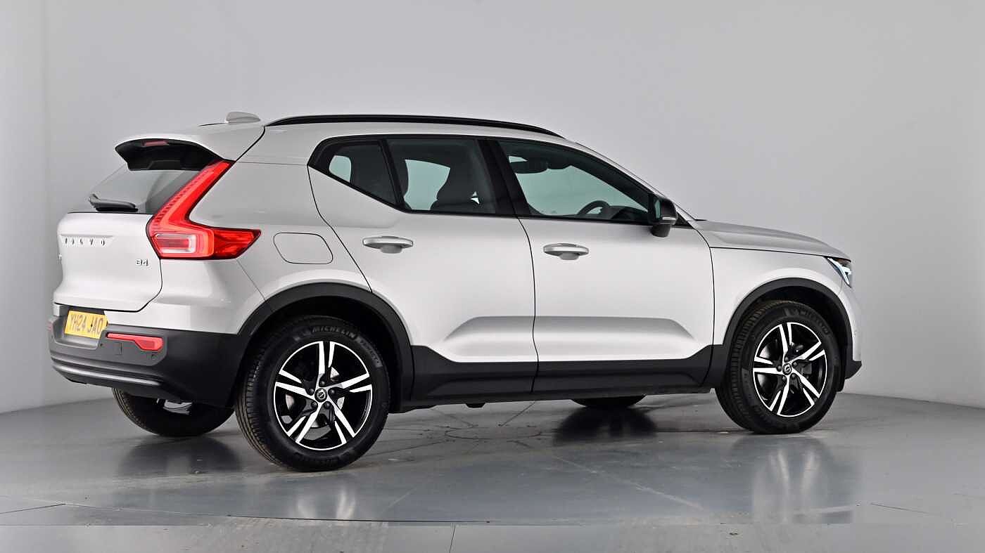 Used Volvo XC40 2024 for sale - 77095352: Photo 77