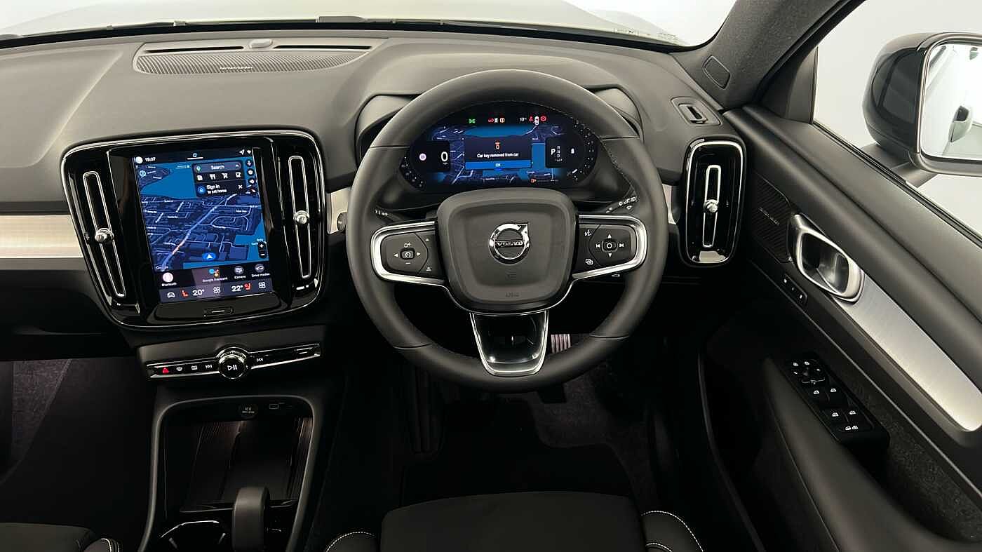 Used Volvo XC40 2025 for sale - 77160695: Photo 10