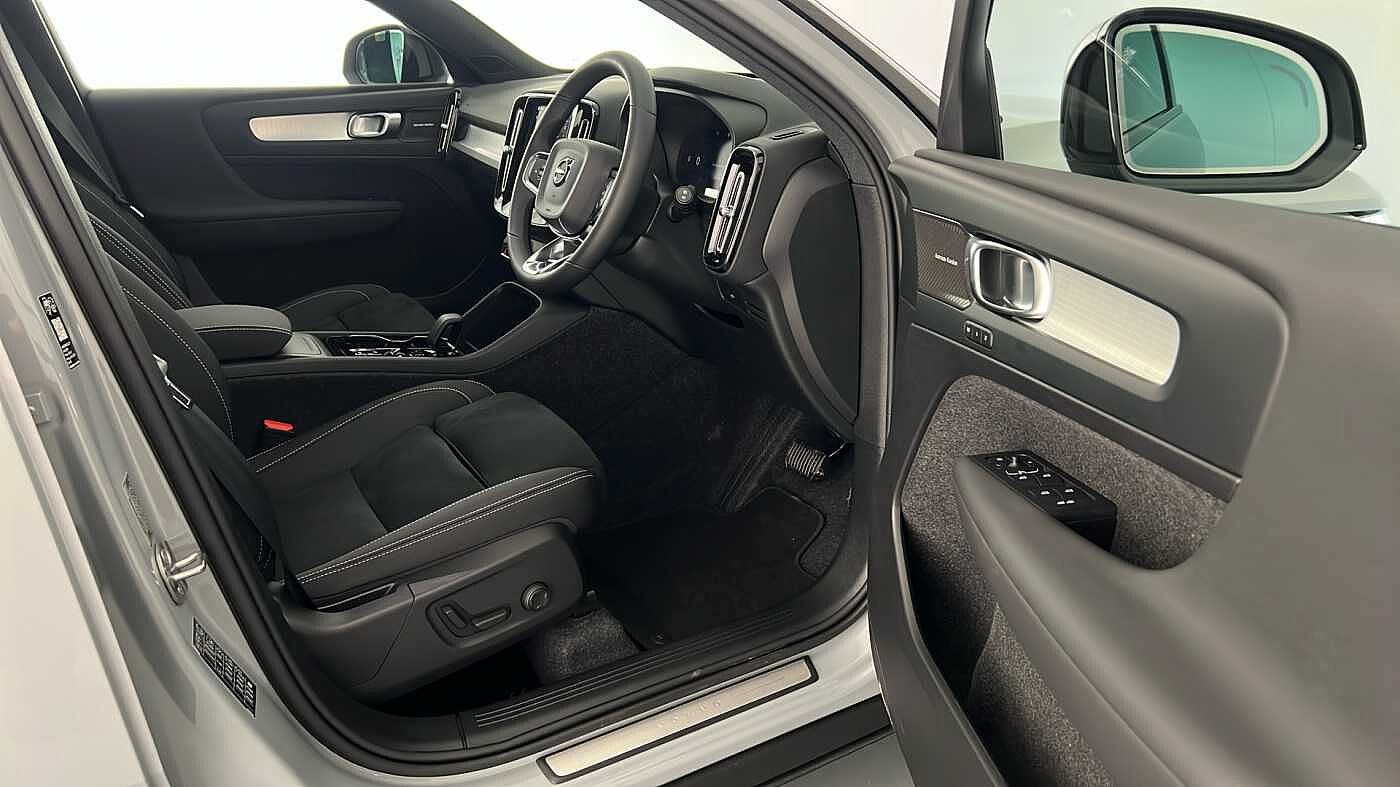 Used Volvo XC40 2025 for sale - 77160695: Photo 23