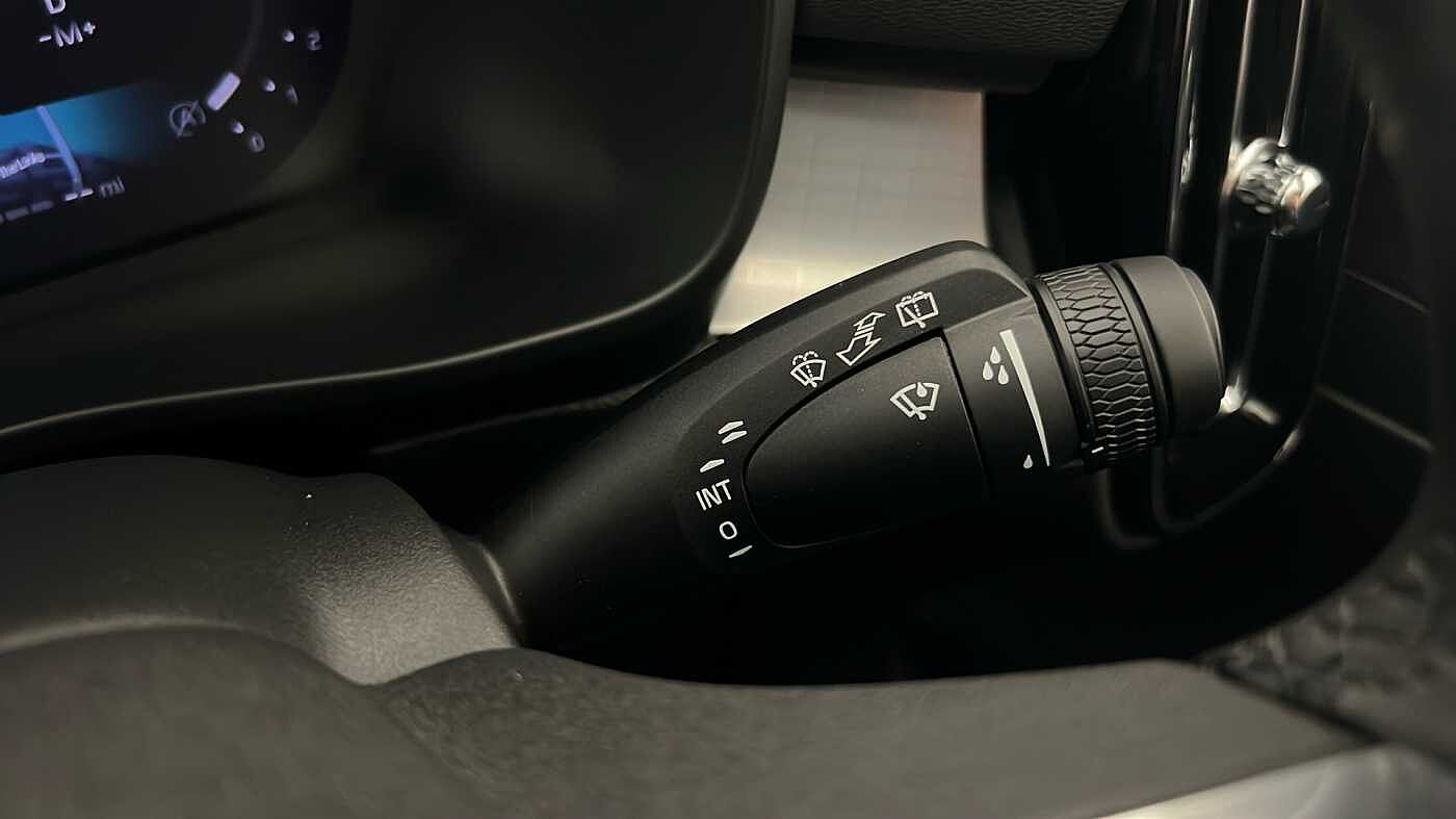 Used Volvo XC40 2025 for sale - 77160695: Photo 38