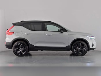 Used Volvo XC40 2025 for sale - 77160695: Photo