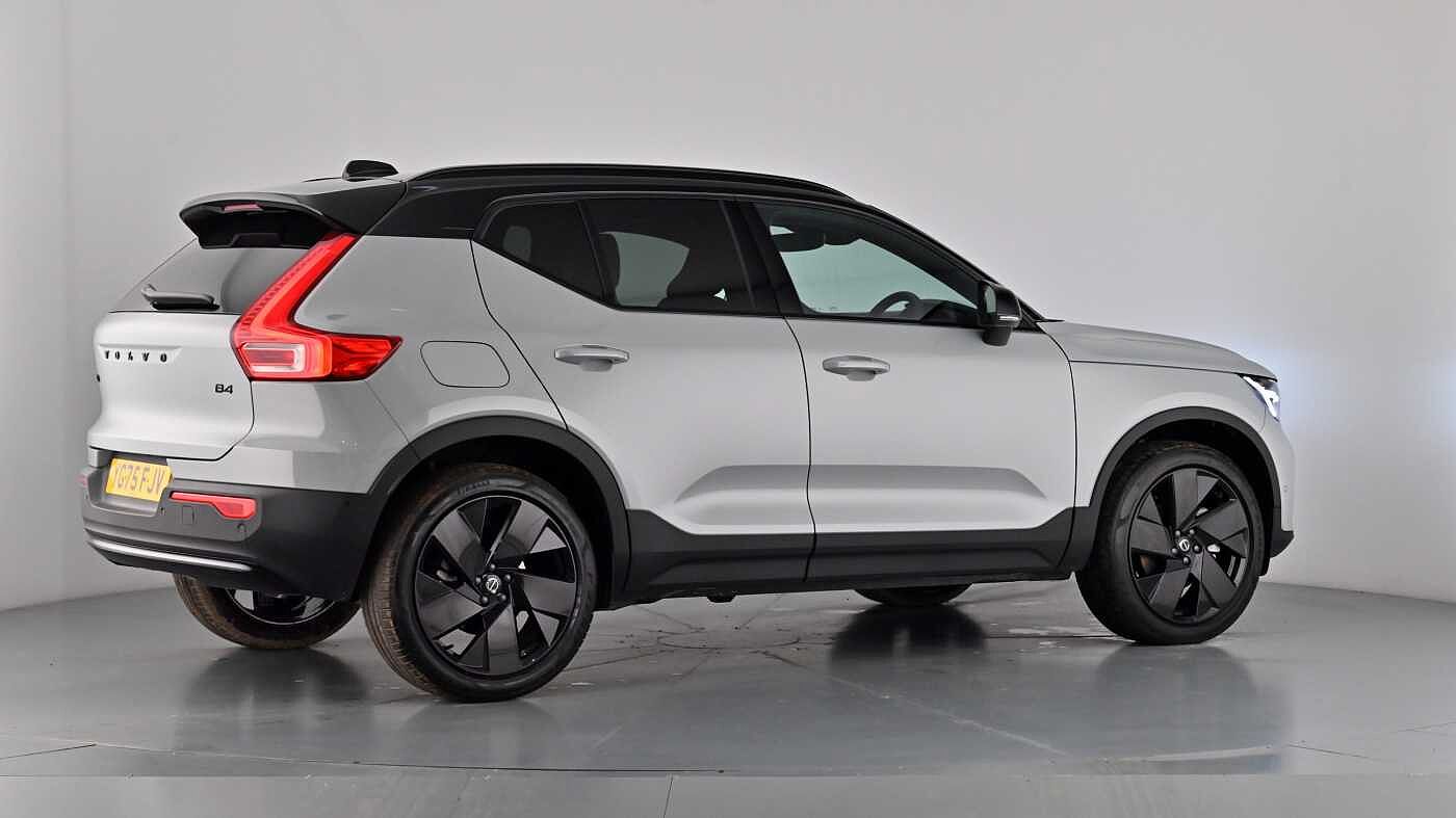 Used Volvo XC40 2025 for sale - 77160695: Photo 77