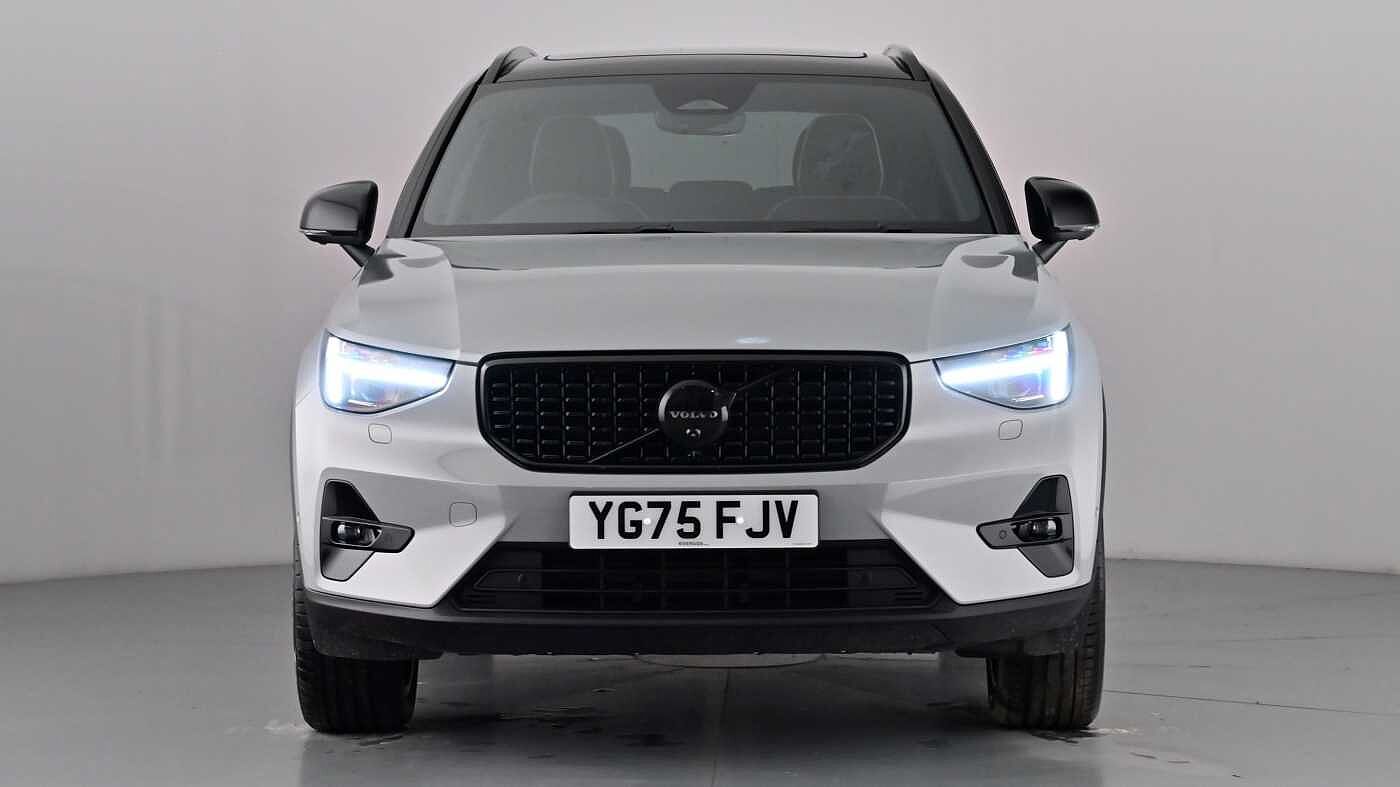 Used Volvo XC40 2025 for sale - 77160695: Photo 9