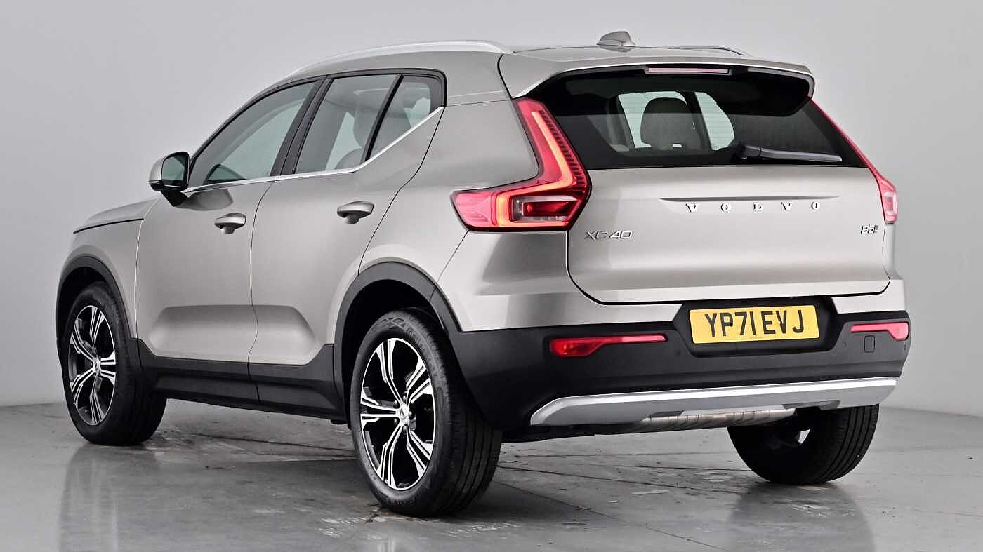 Used Volvo XC40 2021 for sale - 76780323: Photo 2
