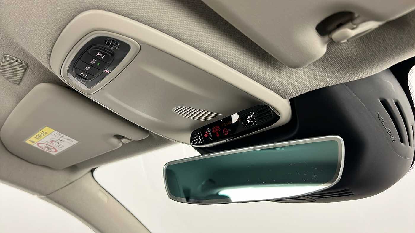 Used Volvo XC40 2021 for sale - 76780323: Photo 37